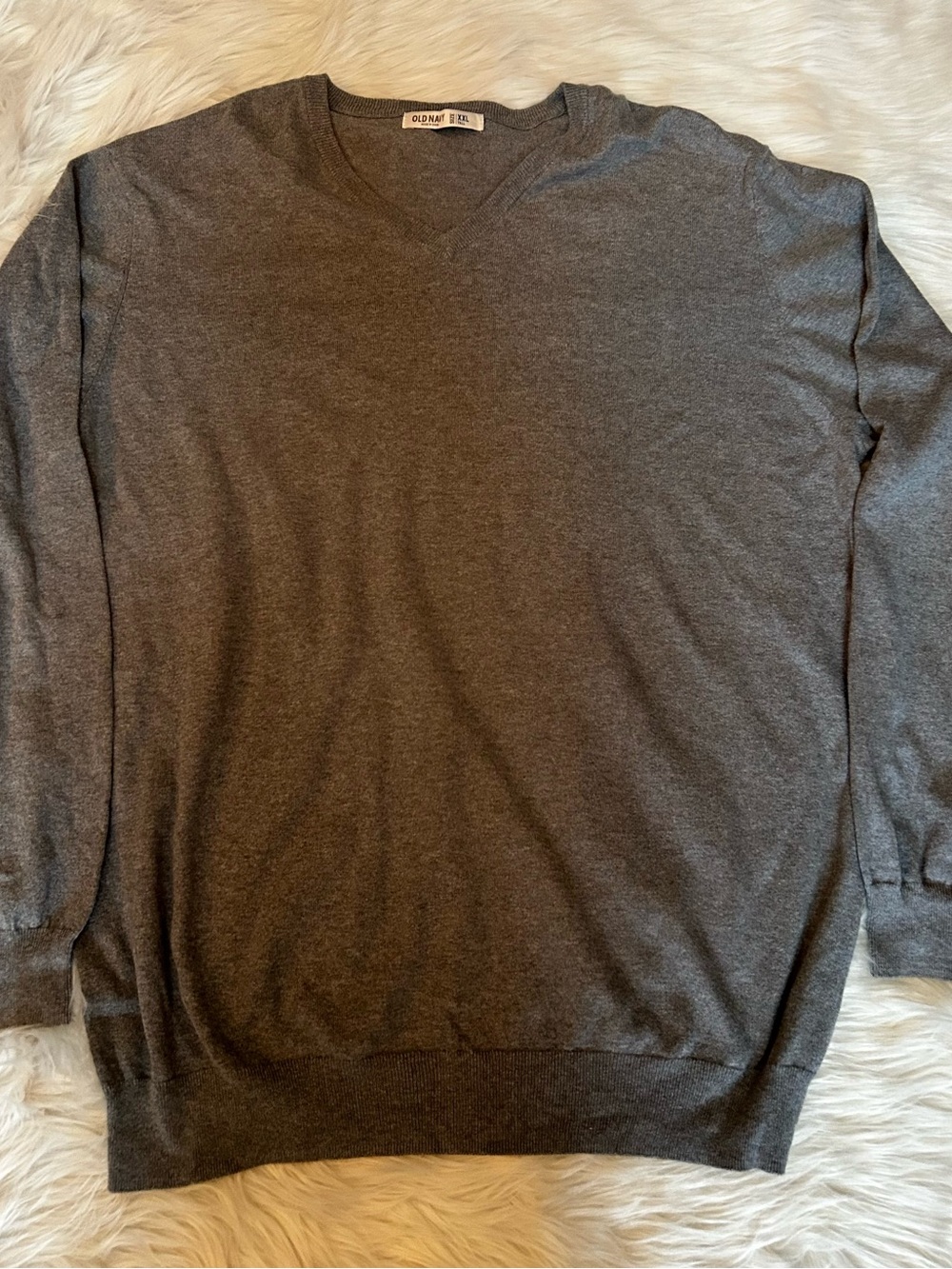 Old Navy Men's Charcoal V-Neck Sweater